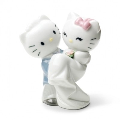 HELLO Kitty ハローキティ ダニエル NAO リヤドロ フィギュリン Hello Kitty X NAO LLADRO special collab wedding 